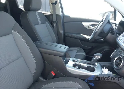 2025 Chevrolet Blazer Fwd 2Lt z USA, uszkodzony, nr VIN 3GNKBCR44SS235997